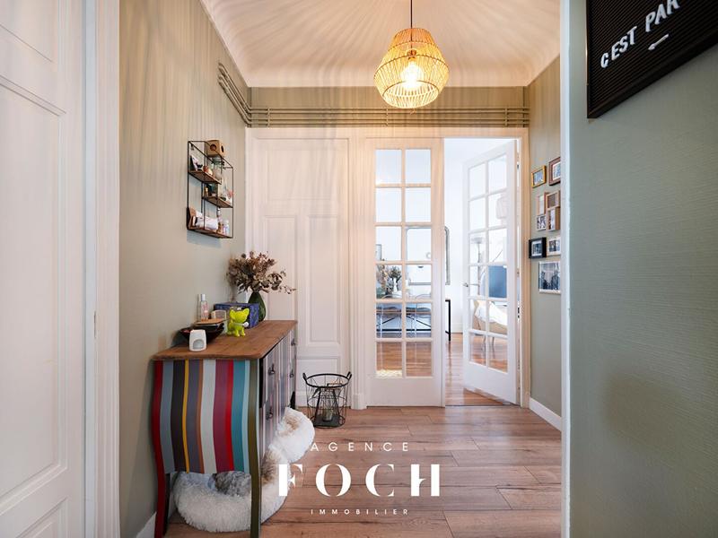 Appartement - 82 m² - 3 pièces