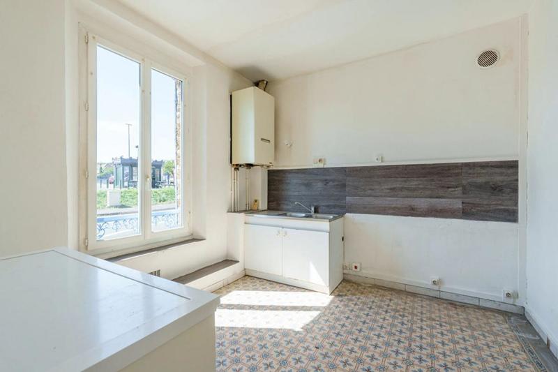 Maison - 98 m² - 1 pièce