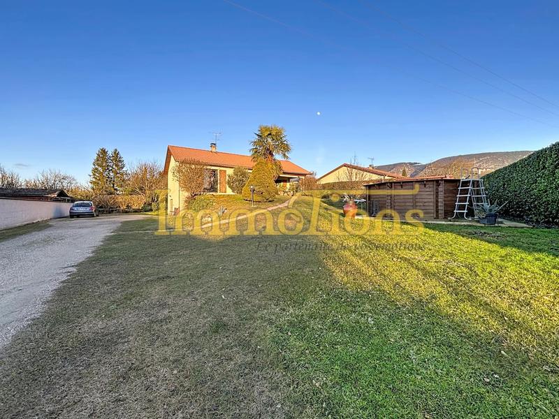 Maison - 88 m² - 4 pièces