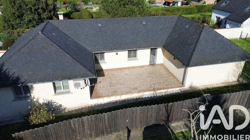 Maison - 137 m² - 5 pièces