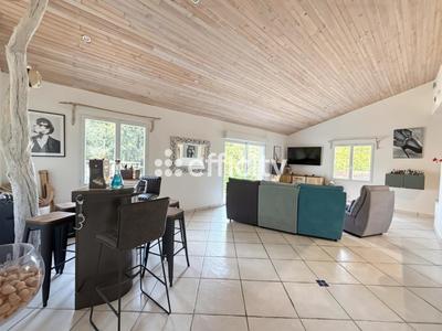 Pavillon - 115 m² - 4 pièces