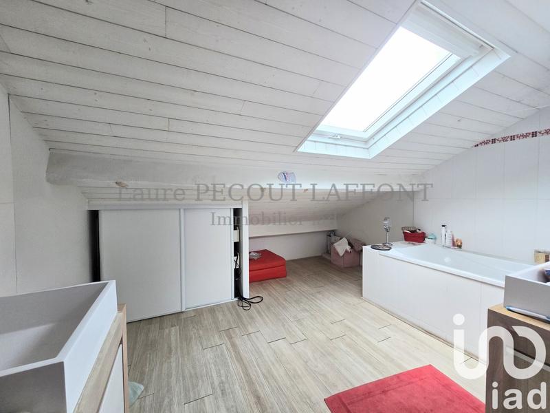 Maison - 205 m² - 7 pièces