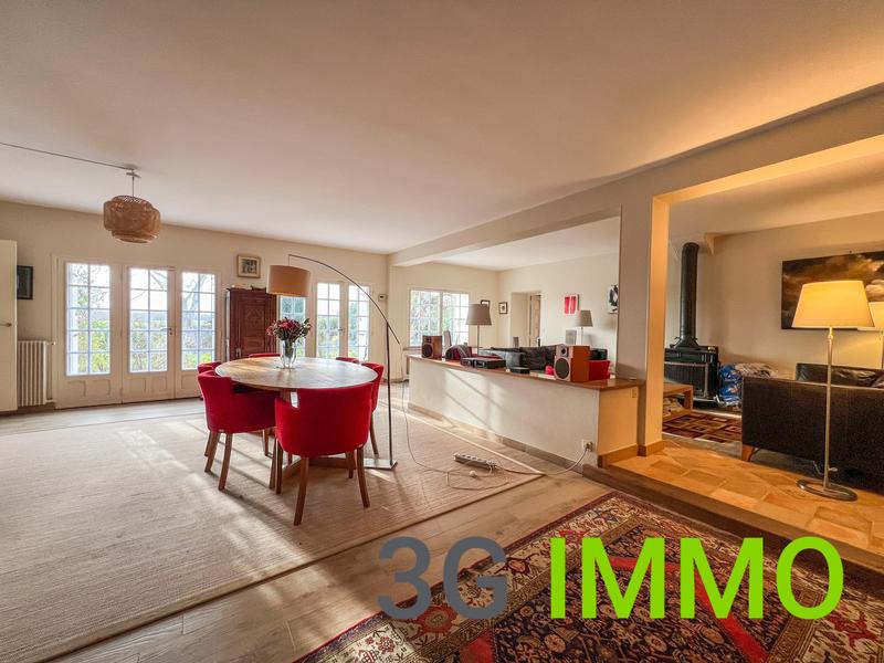 Maison en pierre - 260 m² - 8 pièces