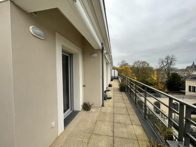 Appartement - 118 m² - 5 pièces