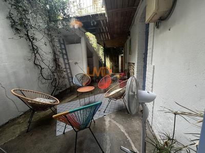 Maison de ville - 143 m² - 8 pièces