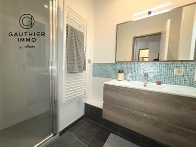 Appartement - 143 m² - 4 pièces