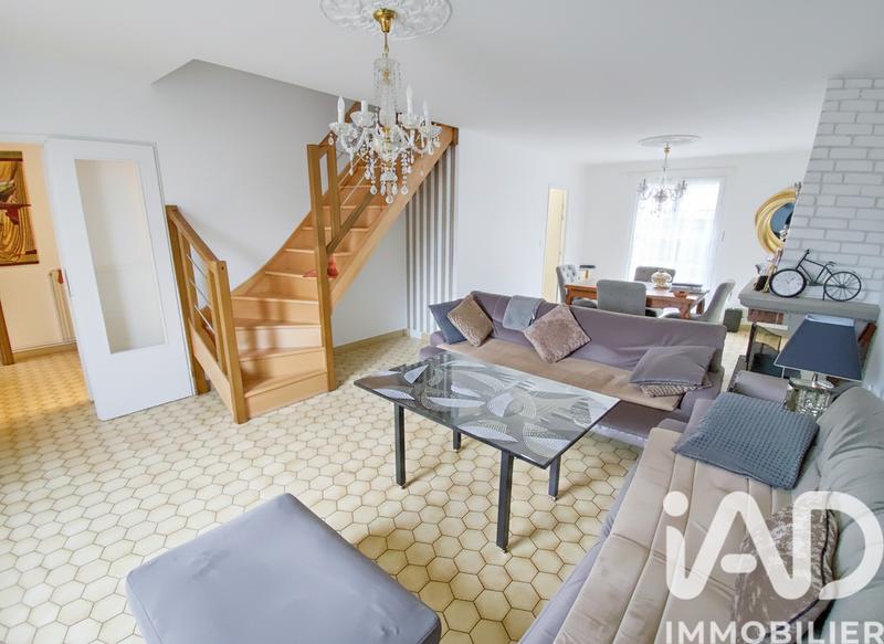 Maison - 101 m² - 5 pièces