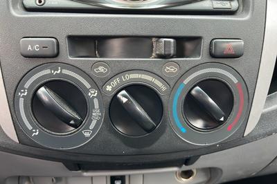 Toyota Hilux 2.4 d-4d 144 Legende Xtra