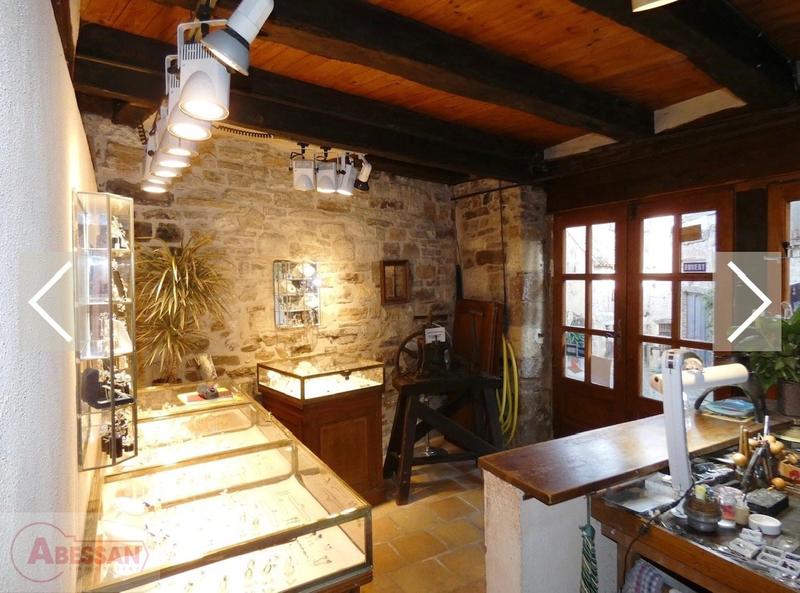 Maison de village - 130 m² - 5 pièces