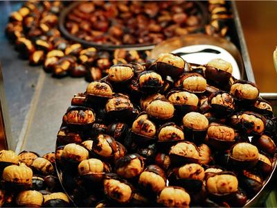 Marrons chauds offerts par la ville !