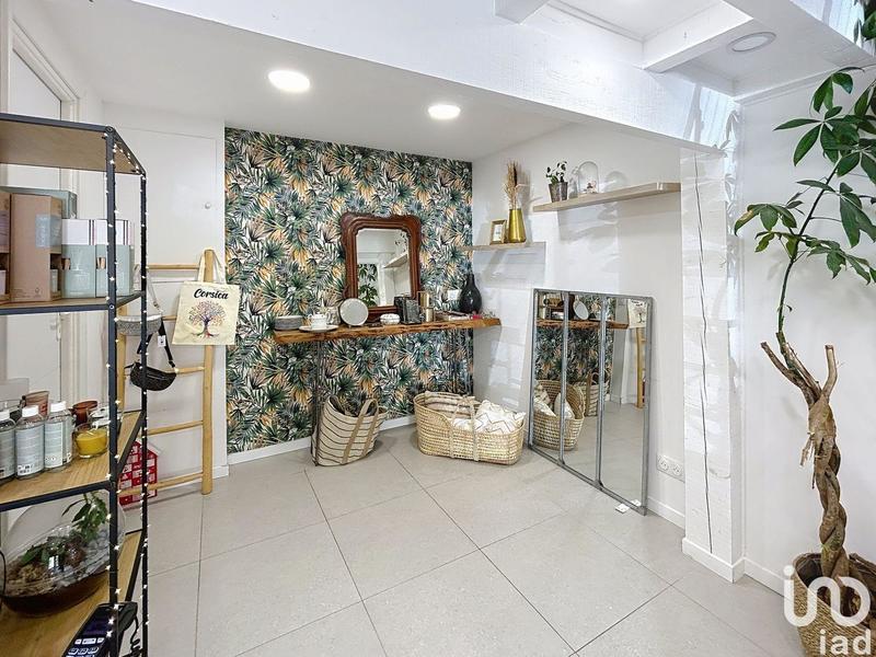 Local commercial - 67 m²