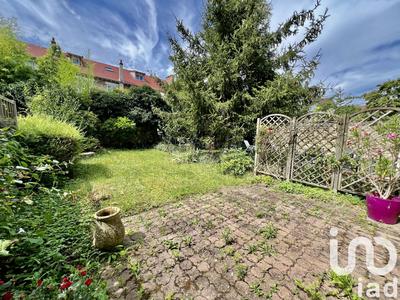 Maison de ville - 95 m² - 5 pièces