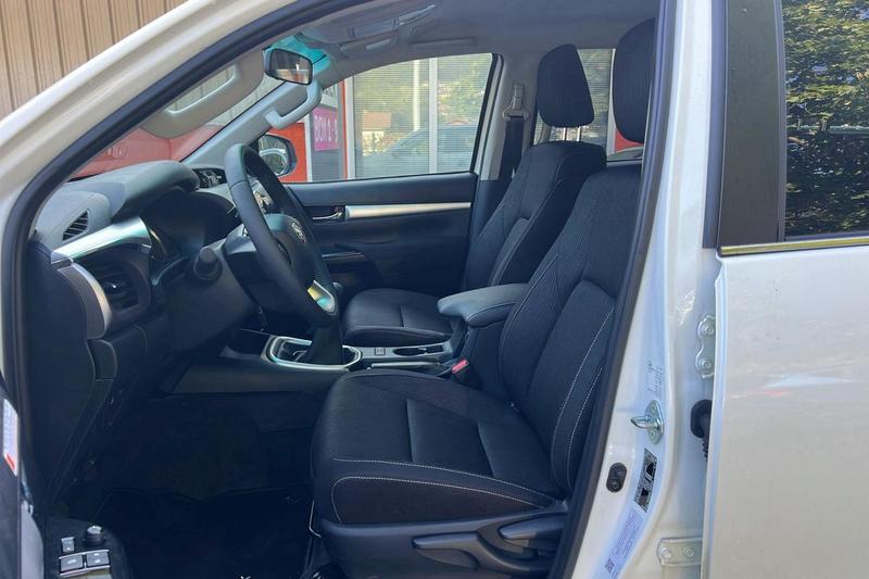 Toyota Hilux 2.4 D4-D 150 Bva Legende