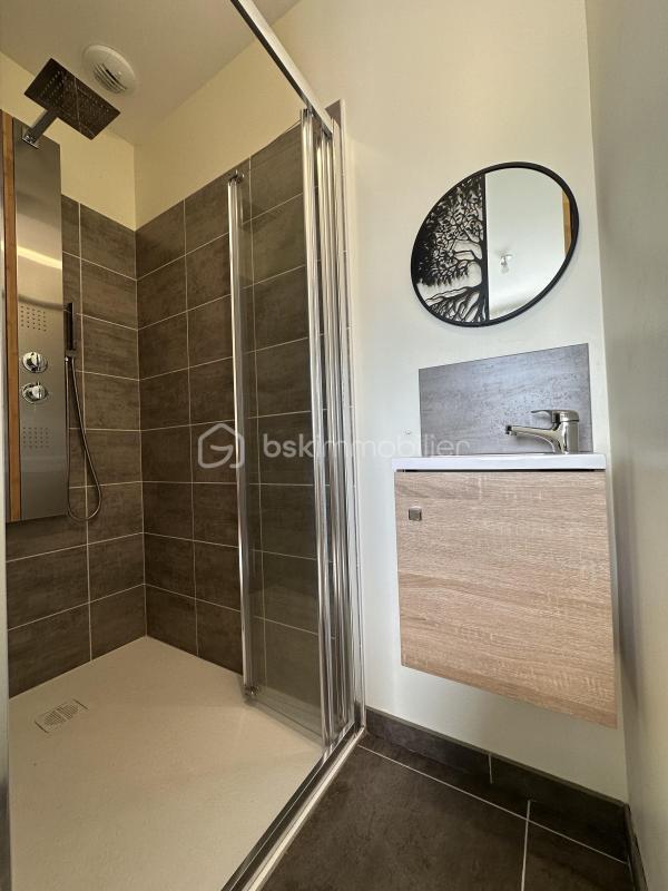 Maison - 98 m² - 4 pièces