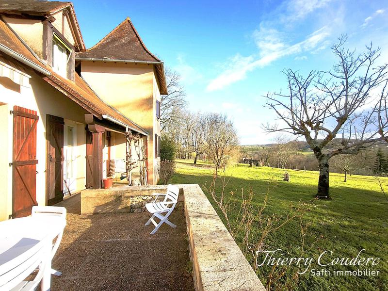 Maison - 170 m² - 7 pièces