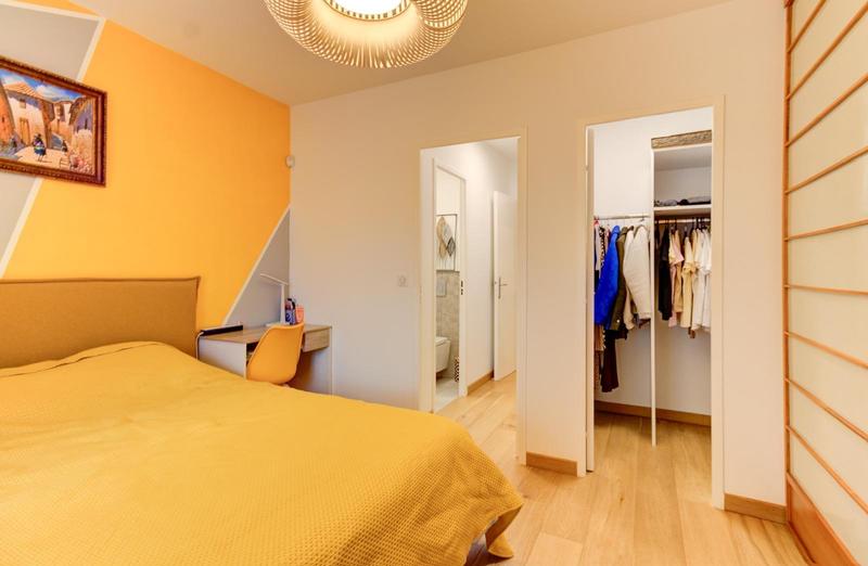 Appartement - 109 m² - 3 pièces