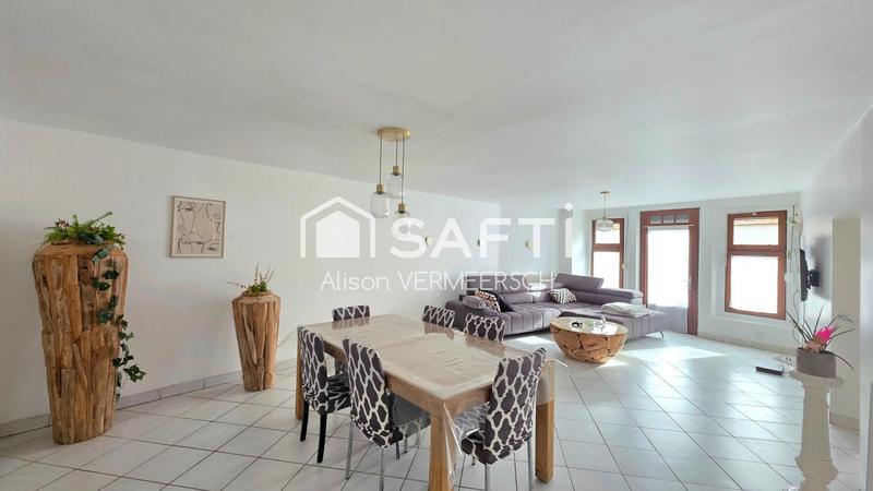 Maison - 266 m² - 9 pièces