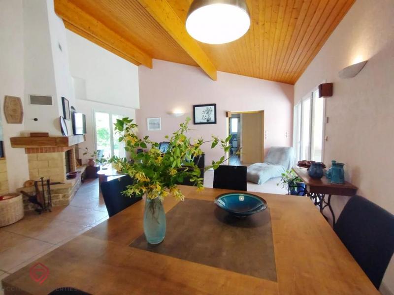 Villa - 190 m² - 7 pièces