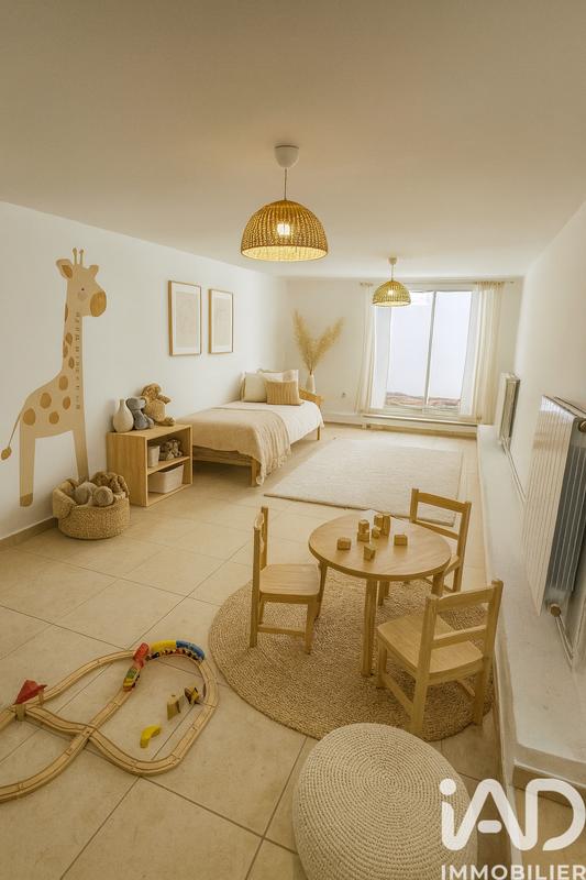 Maison - 190 m² - 6 pièces