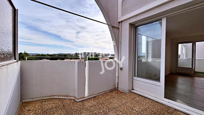 Appartement - 100 m² - 6 pièces