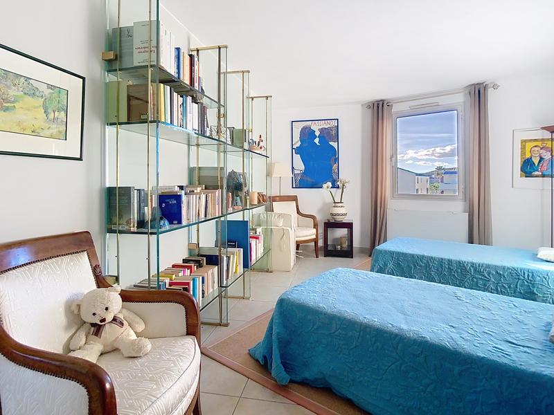 Appartement - 101 m² - 4 pièces