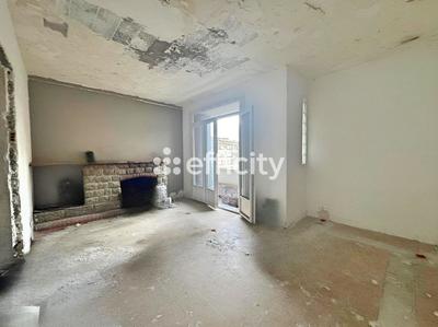 Appartement - 99 m² - 4 pièces
