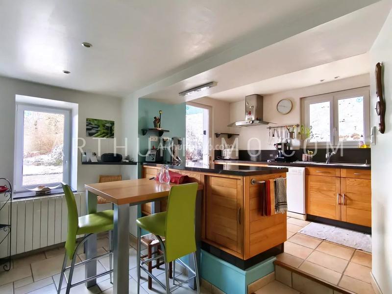 Maison - 151 m² - 4 pièces