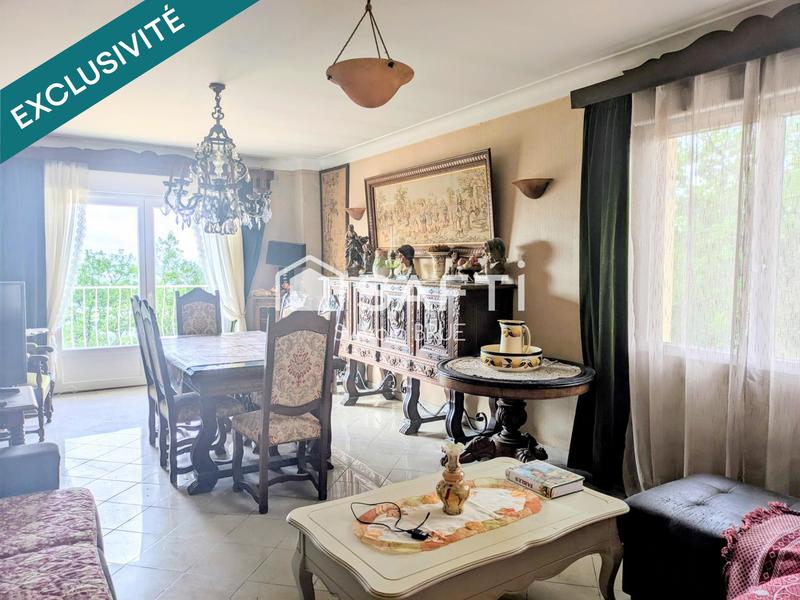 Maison - 157 m² - 8 pièces