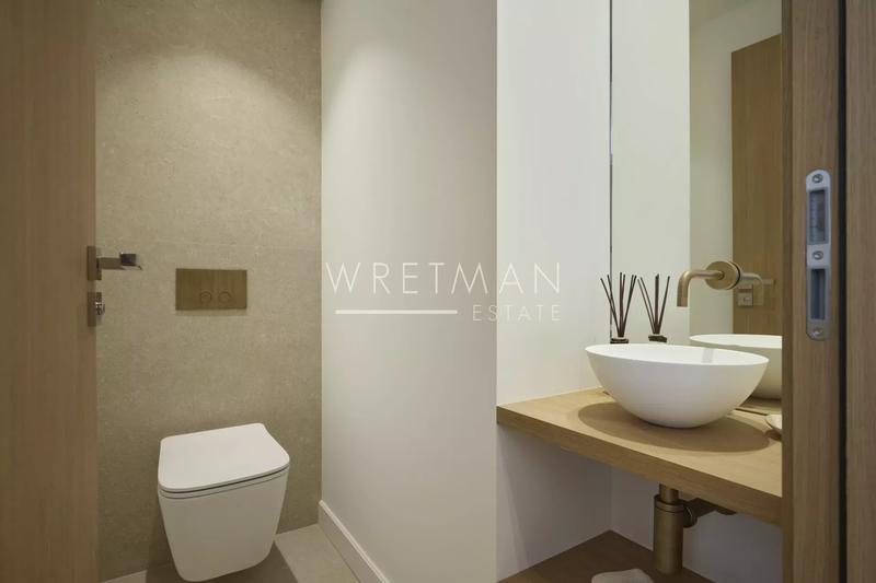 Appartement - 207 m² - 5 pièces