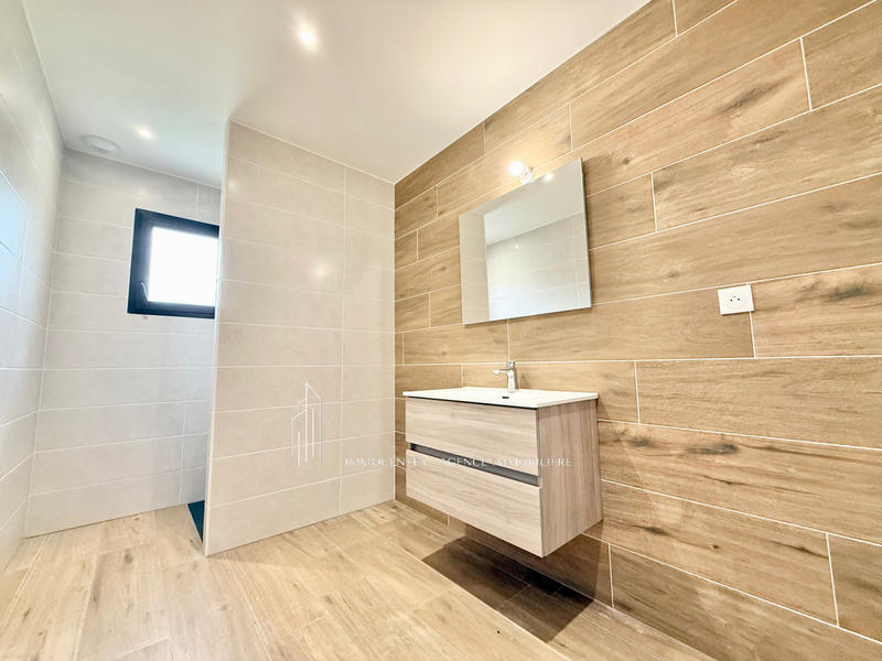 Villa - 110 m² - 5 pièces