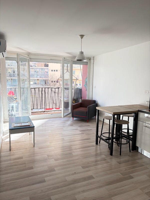 Appartement - 57 m² - 4 pièces