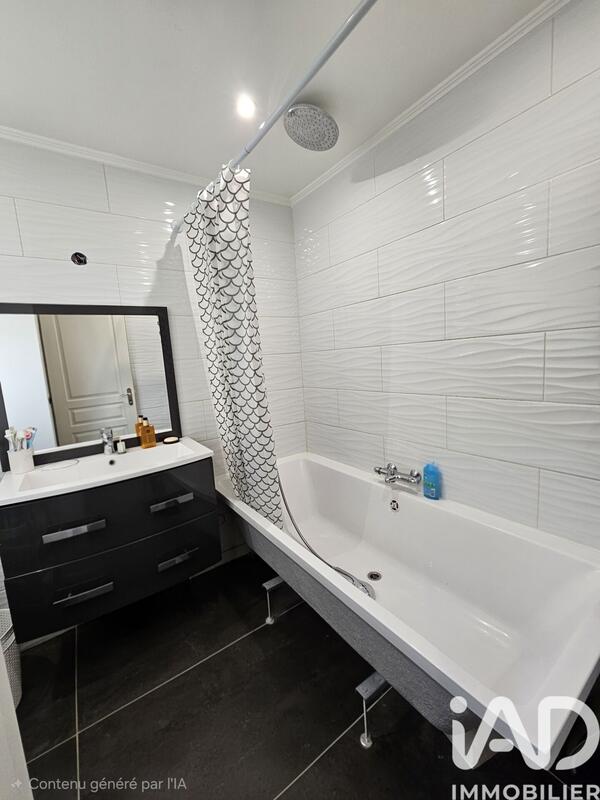 Maison - 100 m² - 5 pièces