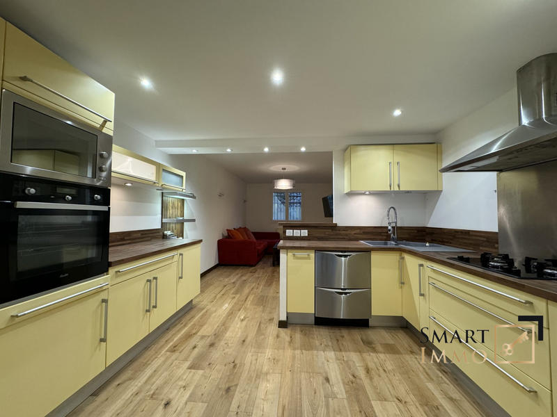 Maison - 120 m² - 6 pièces