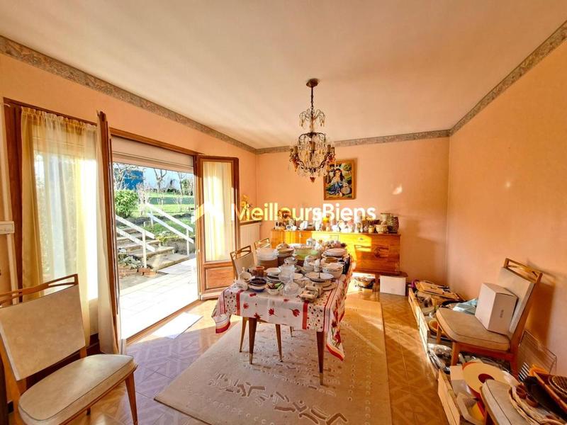 Maison - 146 m² - 7 pièces