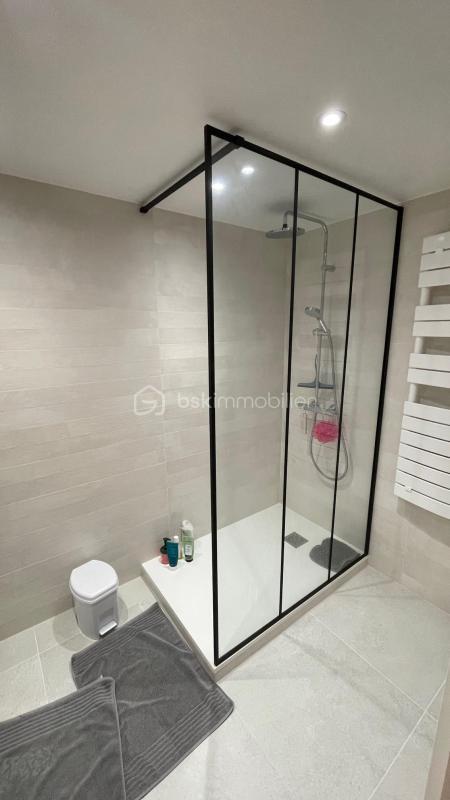 Propriété - 169 m² - 6 pièces