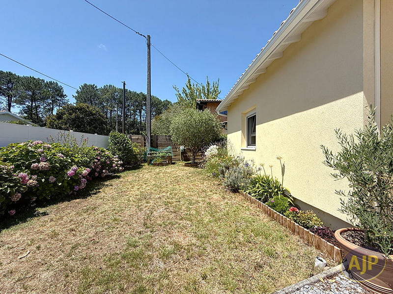 Maison - 104 m² - 4 pièces