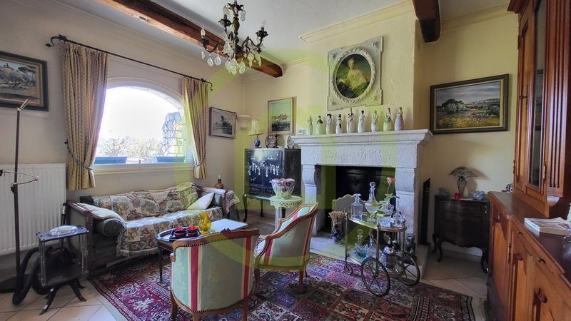 Maison - 152 m² - 6 pièces