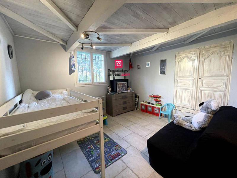 Maison - 180 m² - 7 pièces