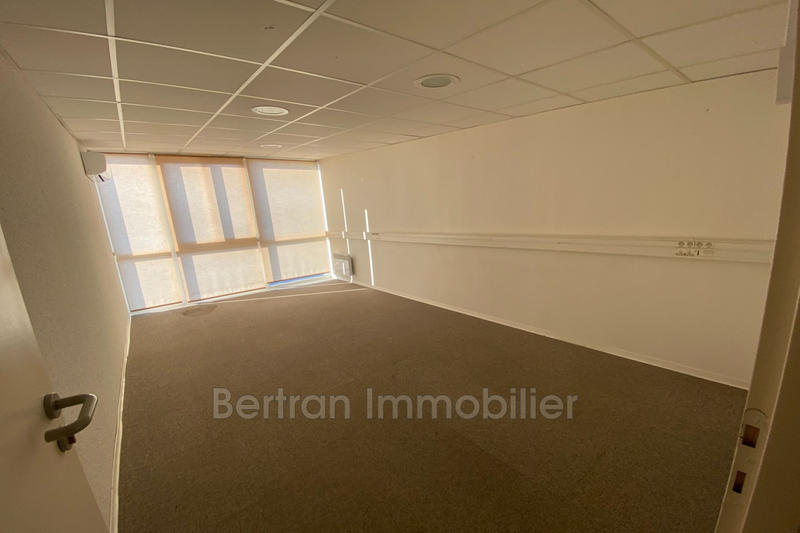 Bureau - 158 m²