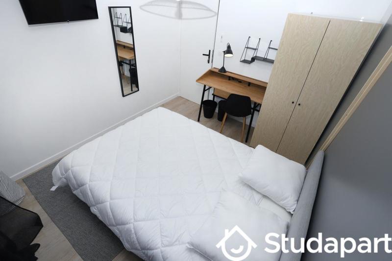 Chambre - 10 m² - 1 pièce