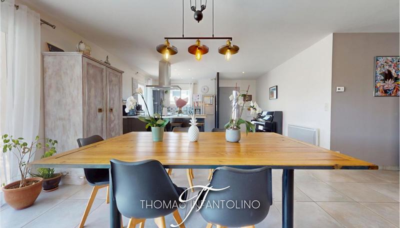 Maison - 125 m² - 5 pièces