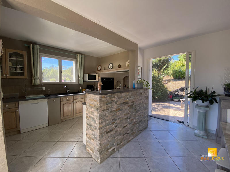 Maison - 176 m² - 6 pièces