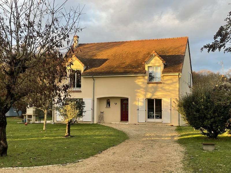 Maison - 168 m² - 7 pièces