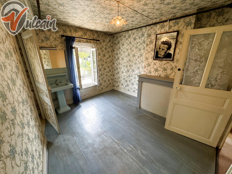 Maison - 229 m² - 10 pièces