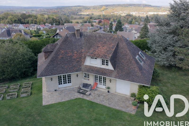 Maison - 350 m² - 9 pièces
