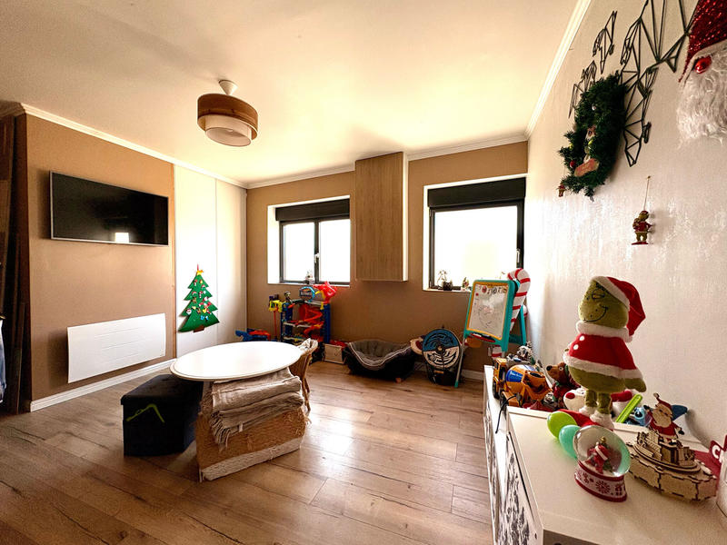 Maison - 100 m² - 5 pièces