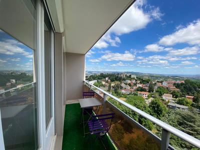 Appartement - 87 m² - 5 pièces