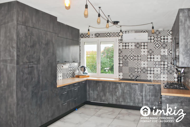 Maison - 140 m² - 7 pièces