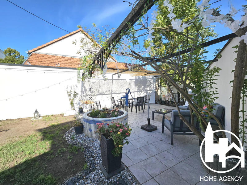 Maison - 110 m² - 5 pièces