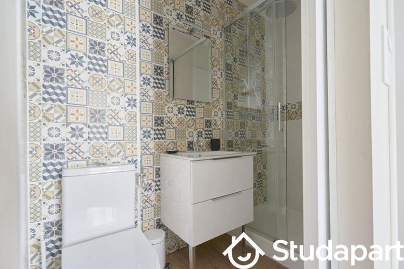 Chambre - 13 m² - 1 pièce